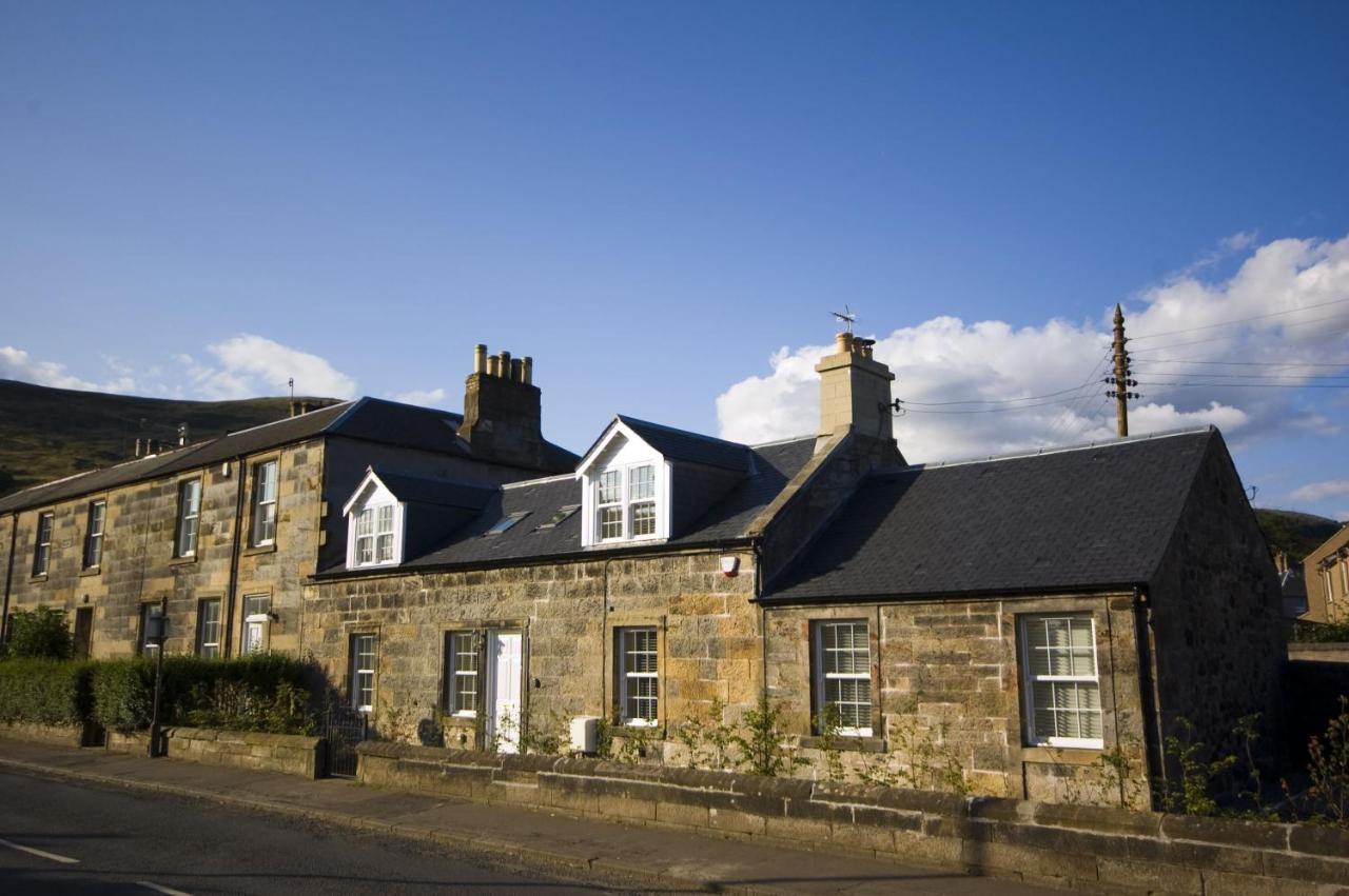 DollarHarviestoun House别墅 外观 照片